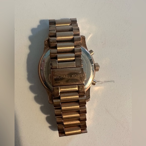 Michael kors watch - Picture 2 of 2